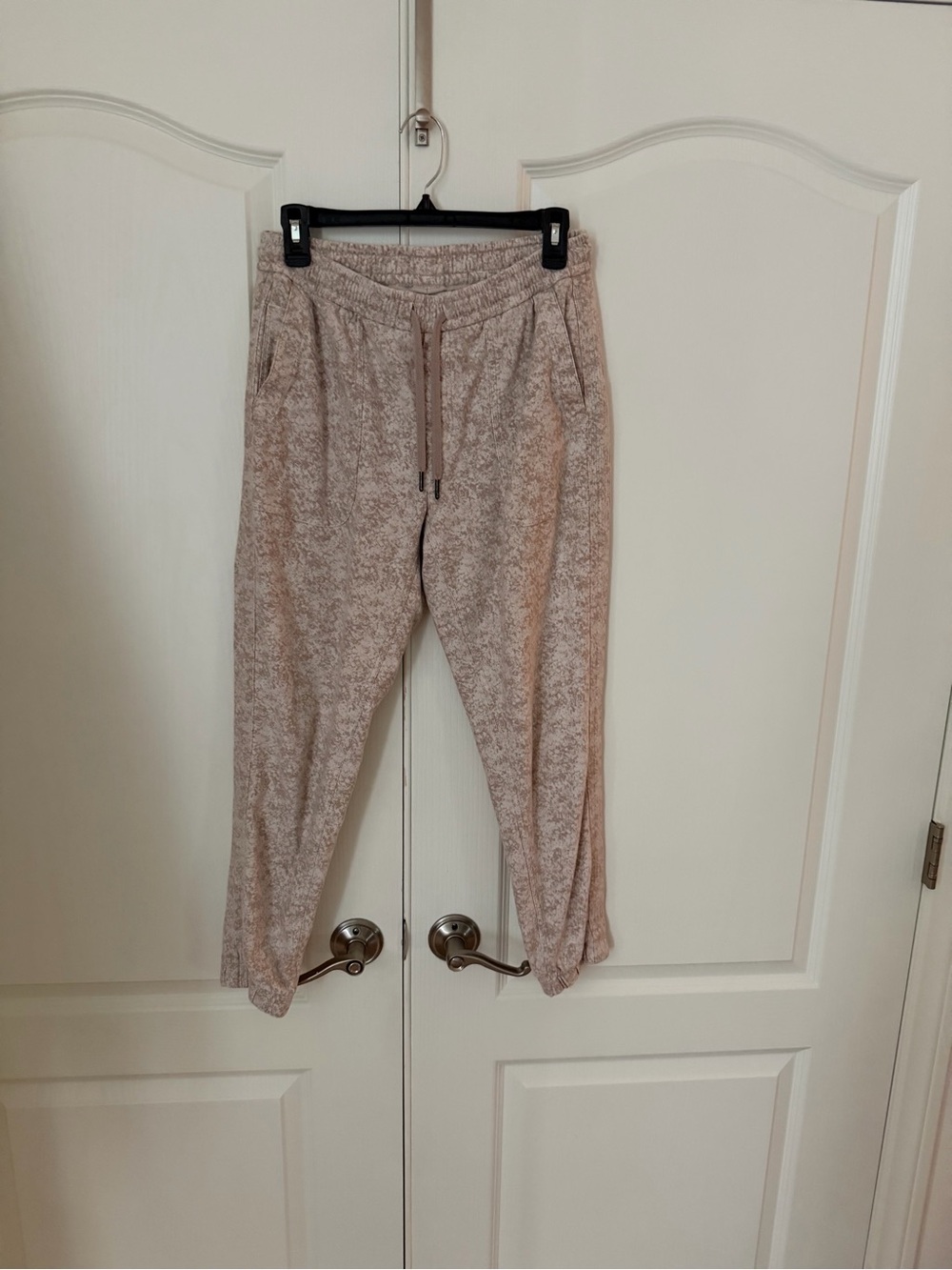 Athleta Marled Taupe Drawstring Joggers